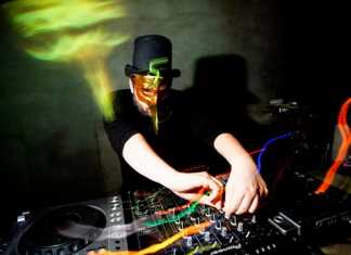 Claptone
