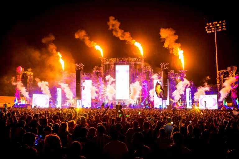 One of EDC’s stages catch fire and burn during Andy C’s DJ set [VIDEO]
