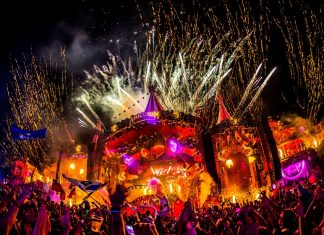 tomorrowland atmosphere