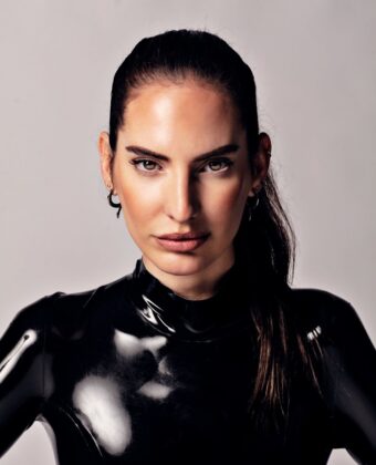 Lilly Palmer presents her hypnotic techno piece ‘You Are My Guide’ on
