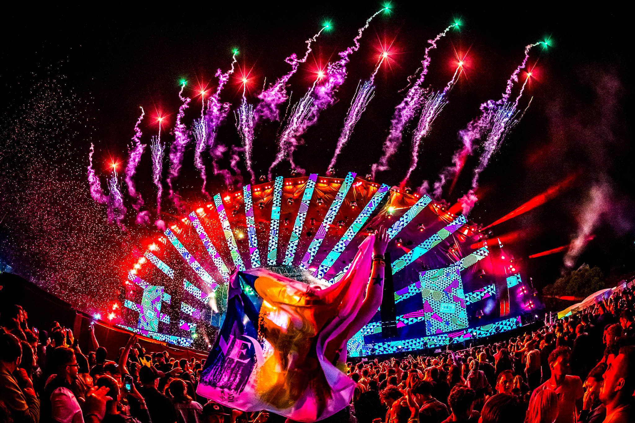 Our favorite beach music festival Neversea celebrated its 5th edition and  it was one for the books! | Rave Jungle