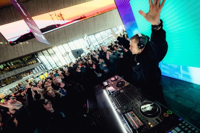 Armin Takes Over Rotterdam Centraal