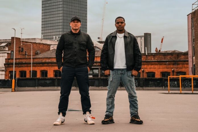 VSTRV & CASH Press Pic 2