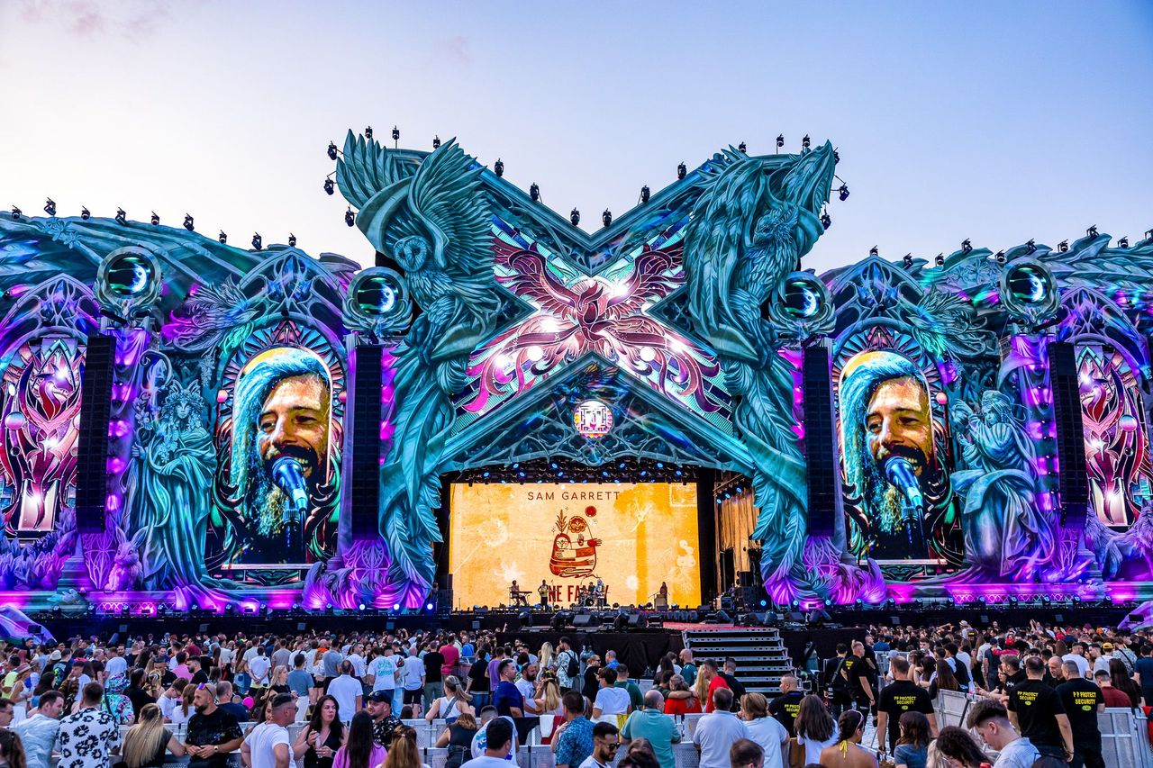 UNTOLD X Mainstage