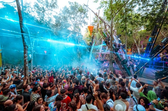 Damian Lazarus Day Zero