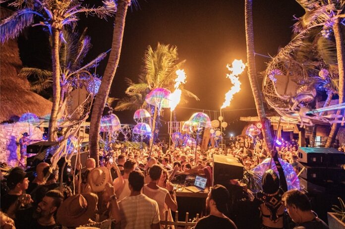 Zamna Presents Art With Me Miami