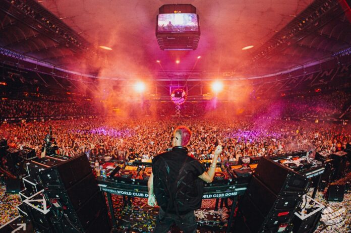WORLD CLUB DOME